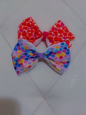 Girls Double Bow Hair Clips - Heart Print Pink & Rainbow Scale Pink